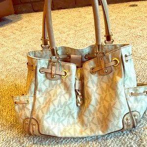 Michael Kors purse